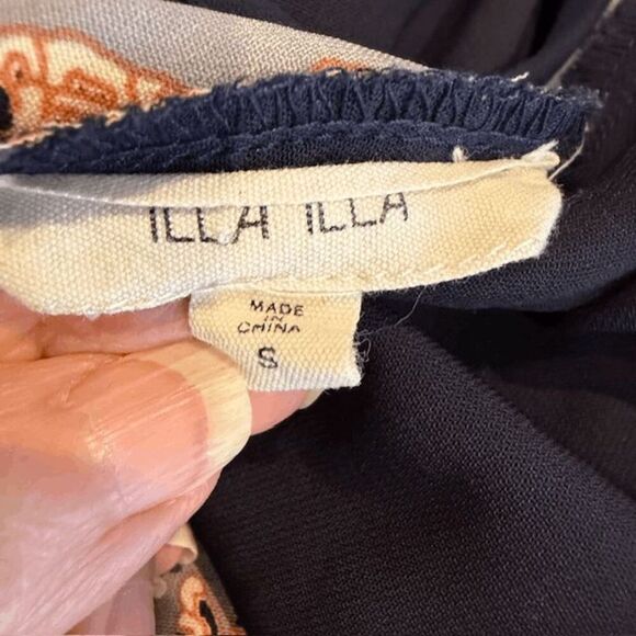 ILLA ILLA Sleeveless Short Romper Navy Blue Rust Paisley Lace Trim Size Small - Picture 2 of 7